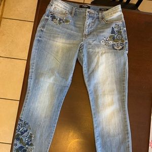 Nine West jeans size 6